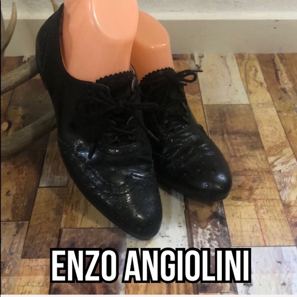 Enzo Angiolini Shoes - Enzo Angiolini Lace Up Black Oxfords Size 7